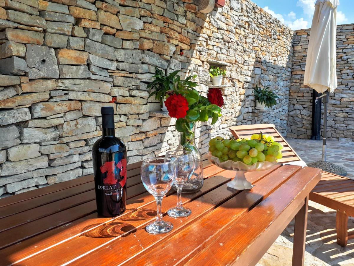 Villa Ivy With Perfect Privacy, Pool, Sauna And Jacuzzi Opanci Exterior foto